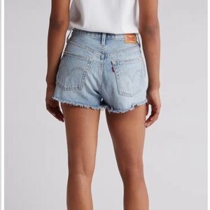 Levi’s 501 Original Cutoff Denim shorts W28